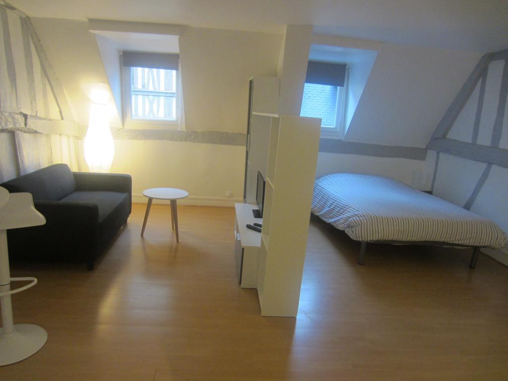 Gite Beauvoisine Rouen Exterior foto