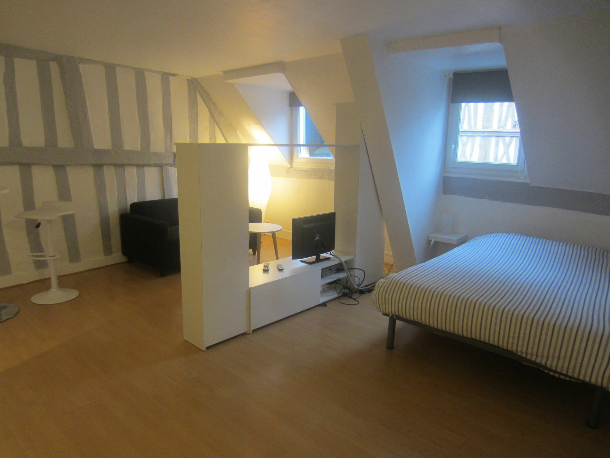 Gite Beauvoisine Rouen Exterior foto